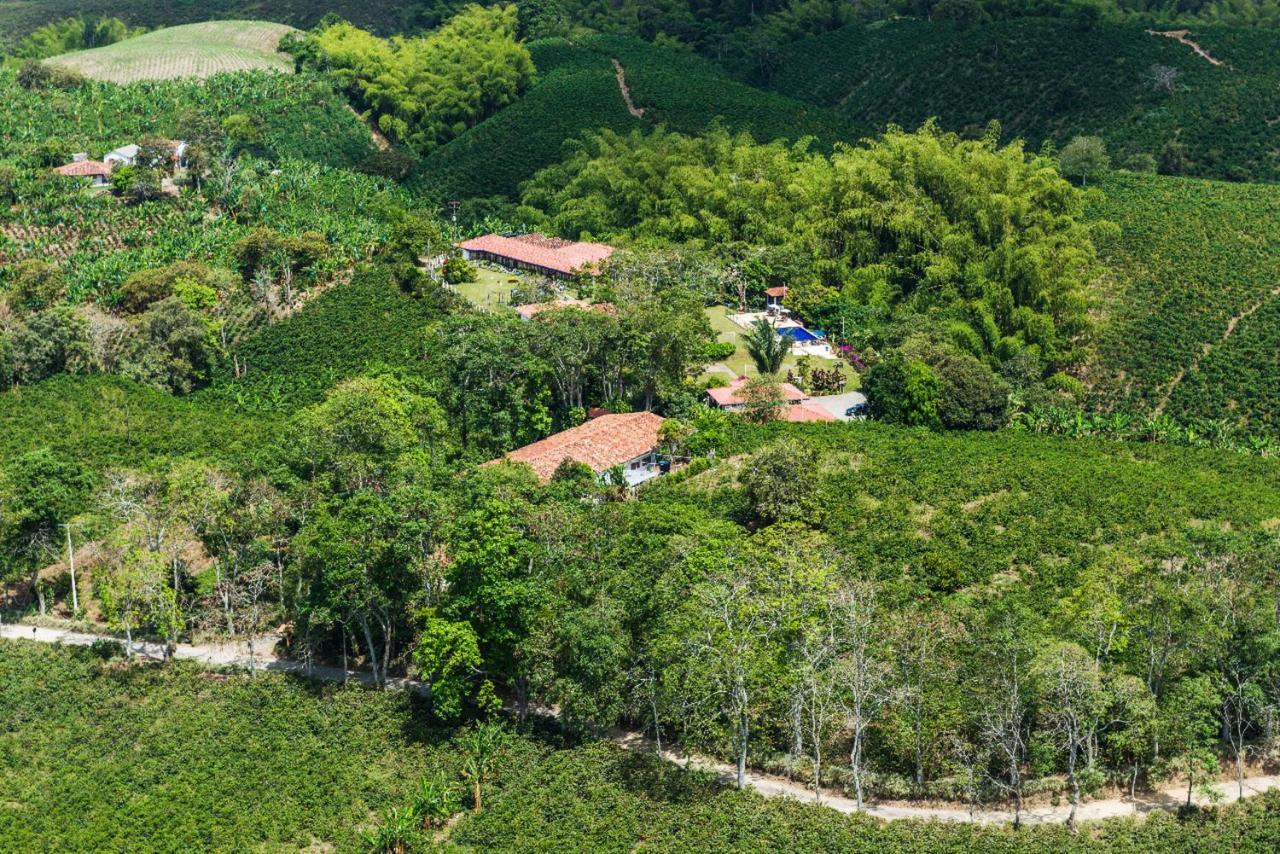 Finca Hotel Los Girasoles Монтенегро Екстериор снимка