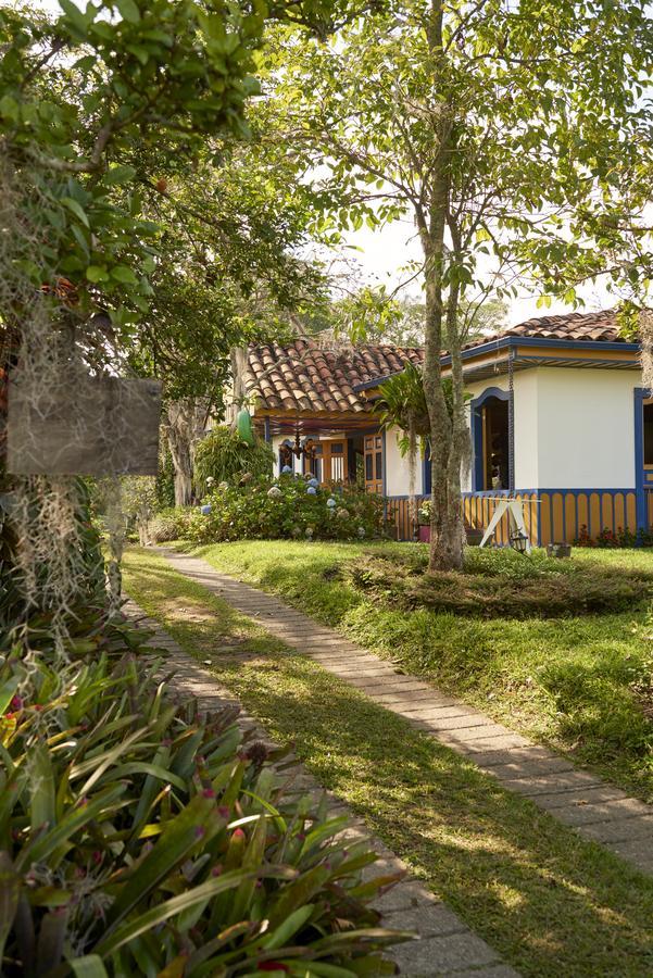 Finca Hotel Los Girasoles Монтенегро Екстериор снимка