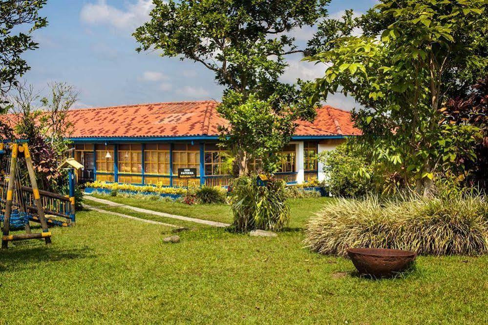 Finca Hotel Los Girasoles Монтенегро Екстериор снимка